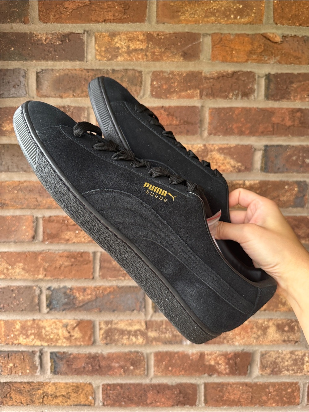 Puma Black Suede Men's Low-Top Sneakers with Gold Branding. NO BOX